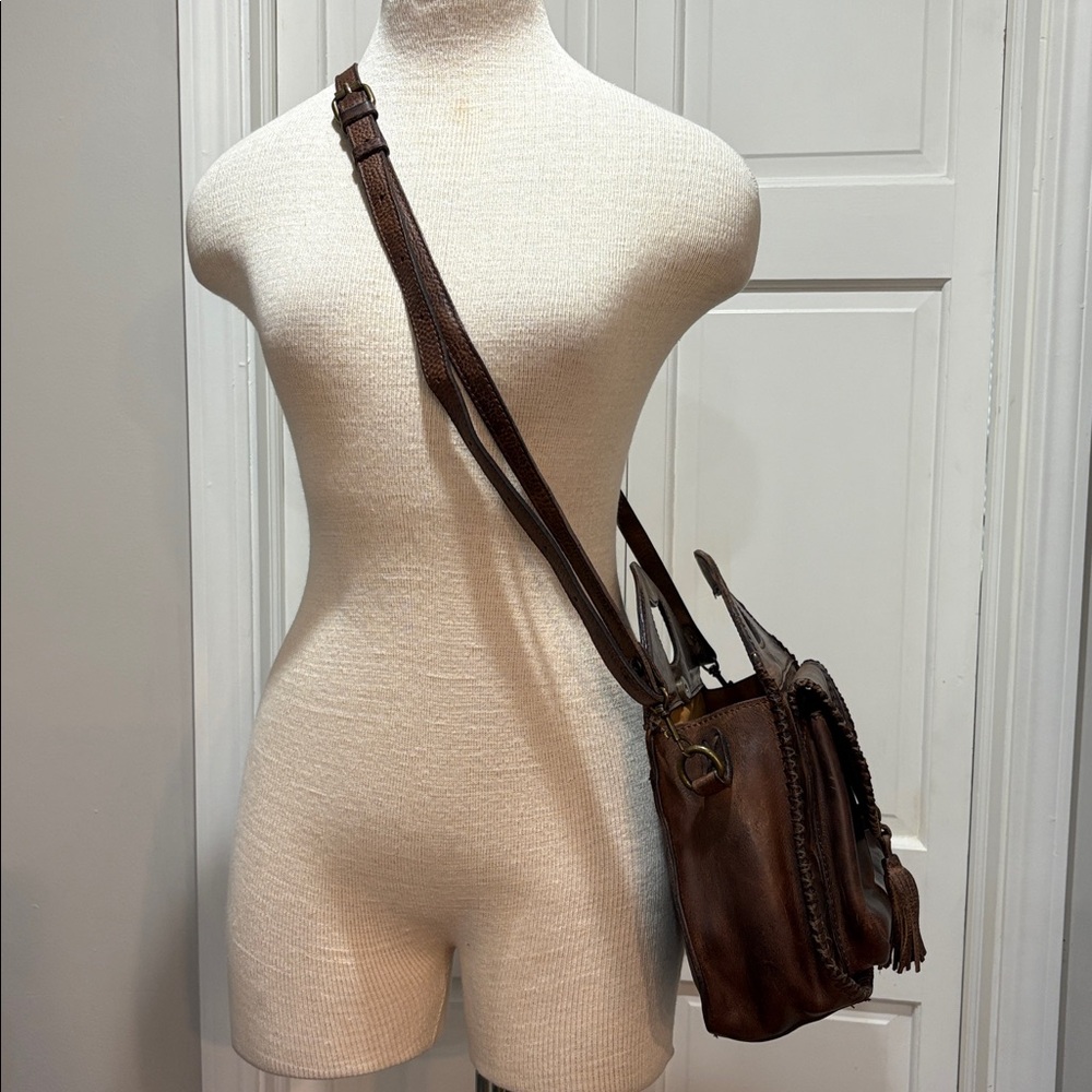 Patricia Nash brown tooled  leather western purse with tassel - Picture 3 of 14